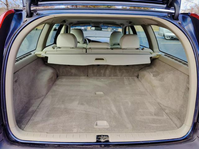2004 Volvo V70
