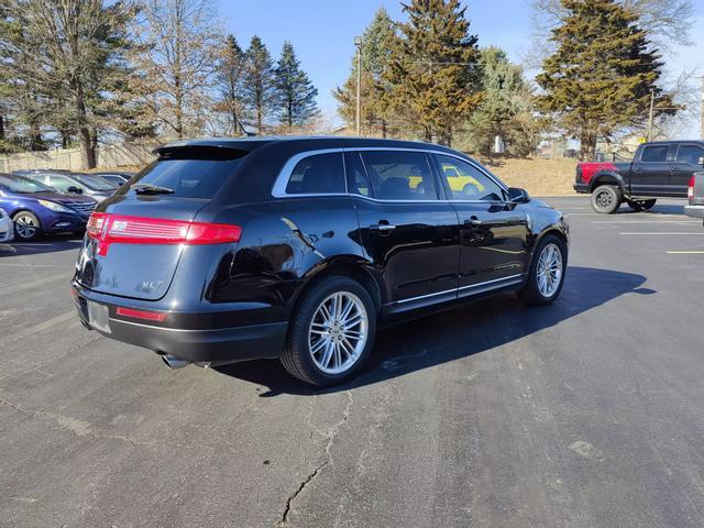 2019 Lincoln MKT