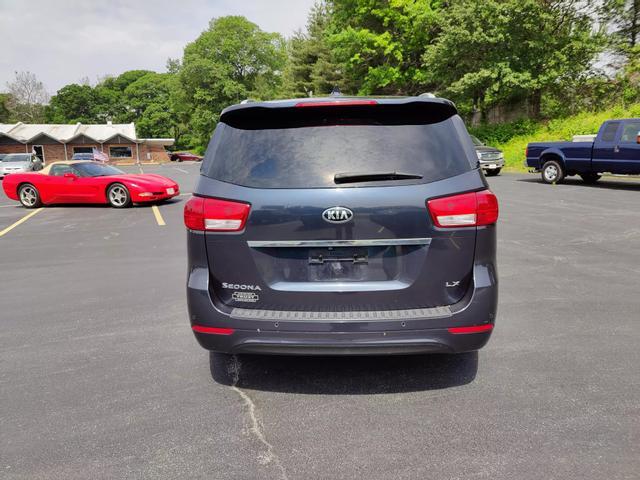 2017 Kia Sedona