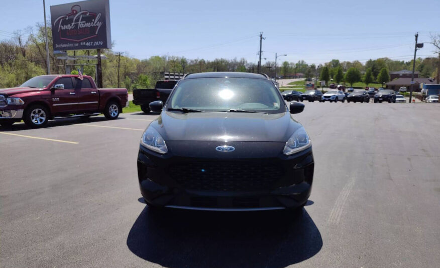2020 Ford Escape Hybrid