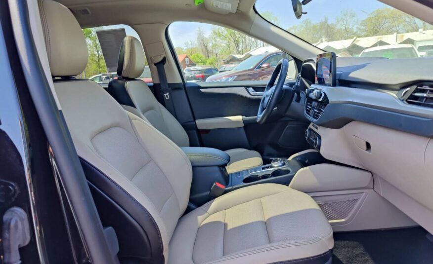 2020 Ford Escape Hybrid