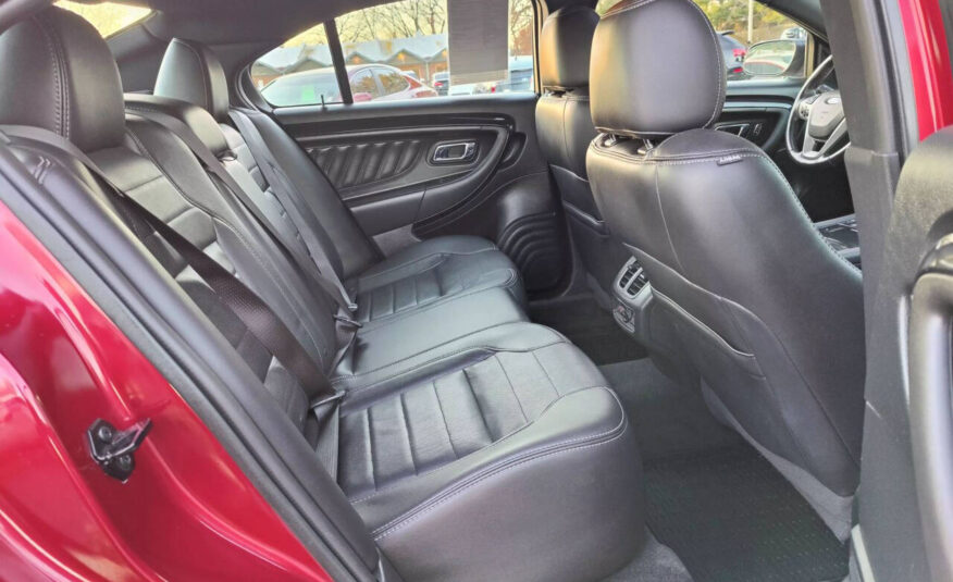 2015 Ford Taurus
