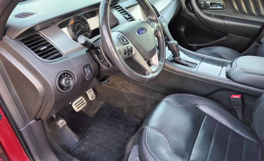 2015 Ford Taurus