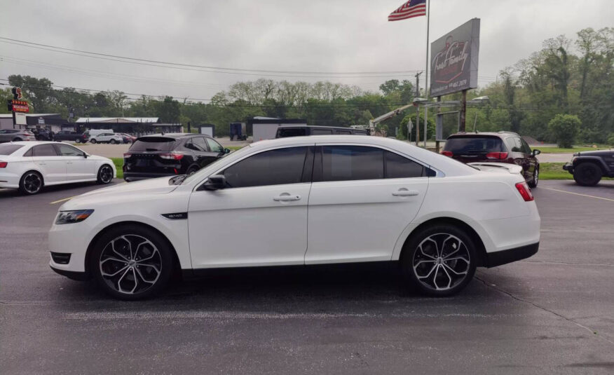 2016 Ford Taurus