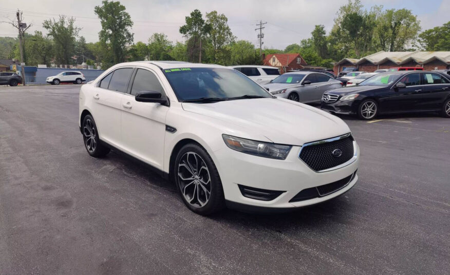 2016 Ford Taurus