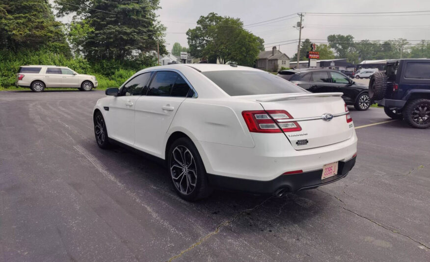 2016 Ford Taurus