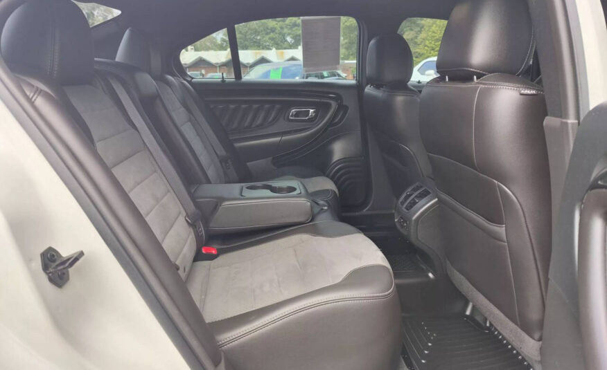 2016 Ford Taurus