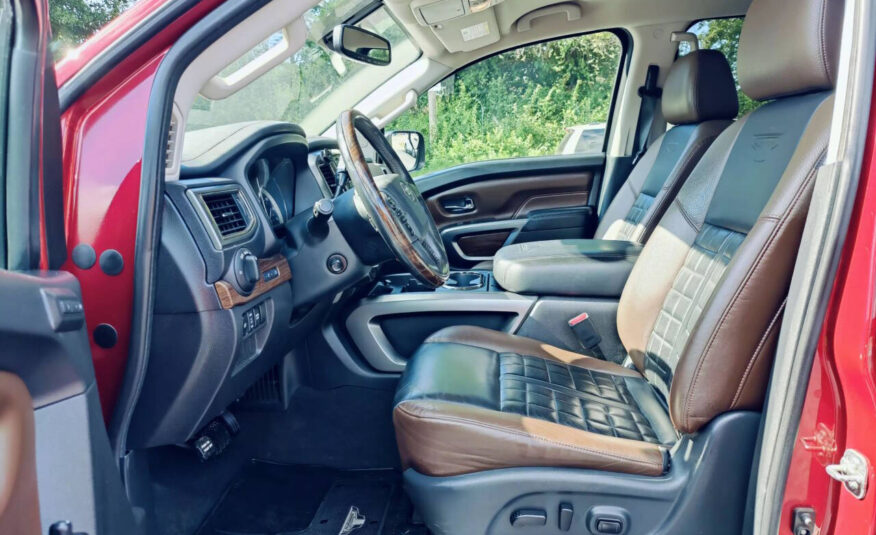 2017 Nissan Titan