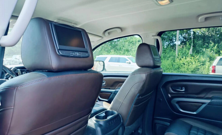 2017 Nissan Titan