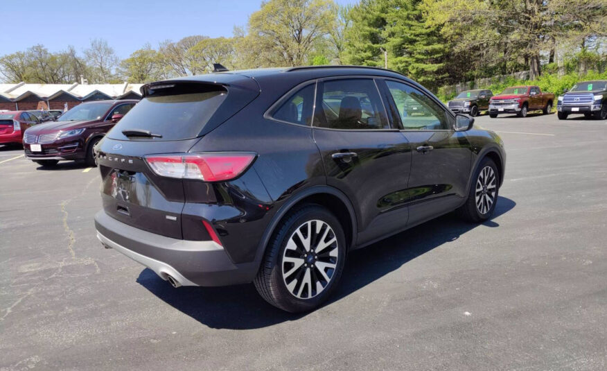 2020 Ford Escape Hybrid