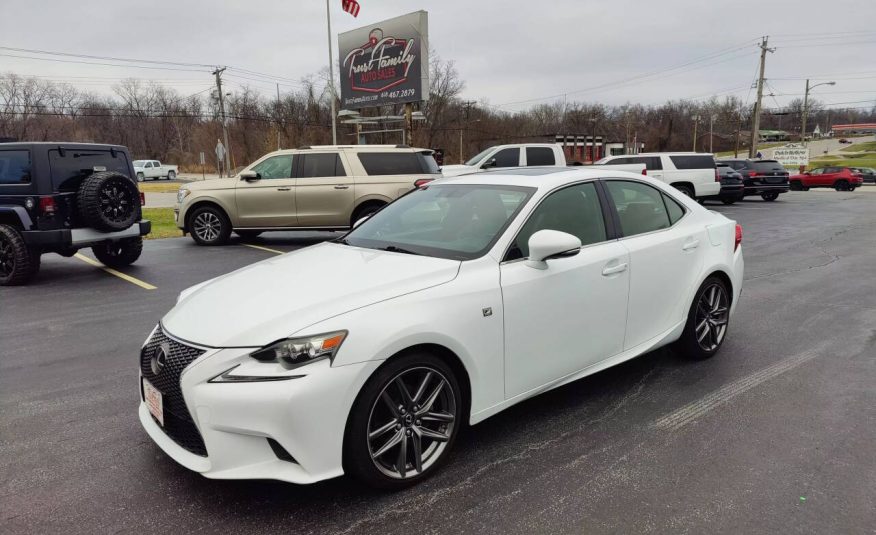 2014 Lexus IS 250's photo