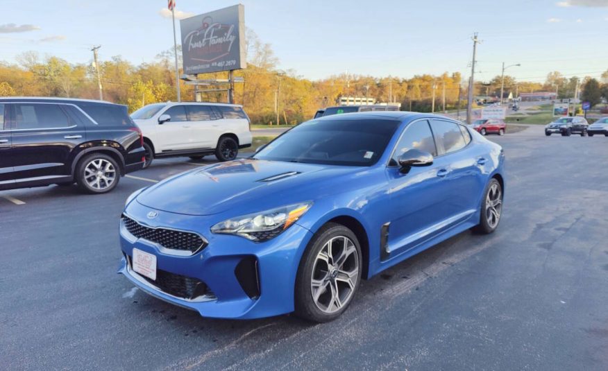 2020 Kia Stinger GT-Line's photo