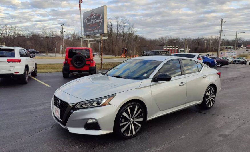 2021 Nissan Altima SR