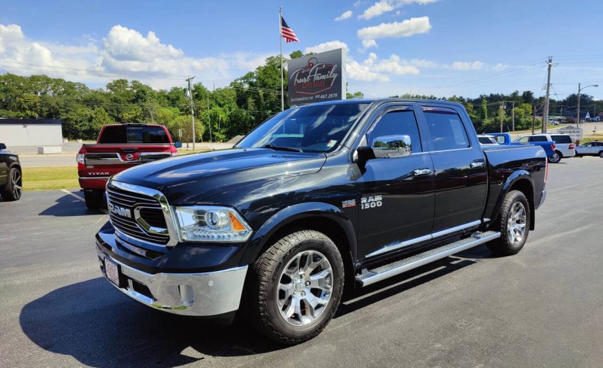 2017 RAM Ram 1500 Pickup Laramie Limited's photo