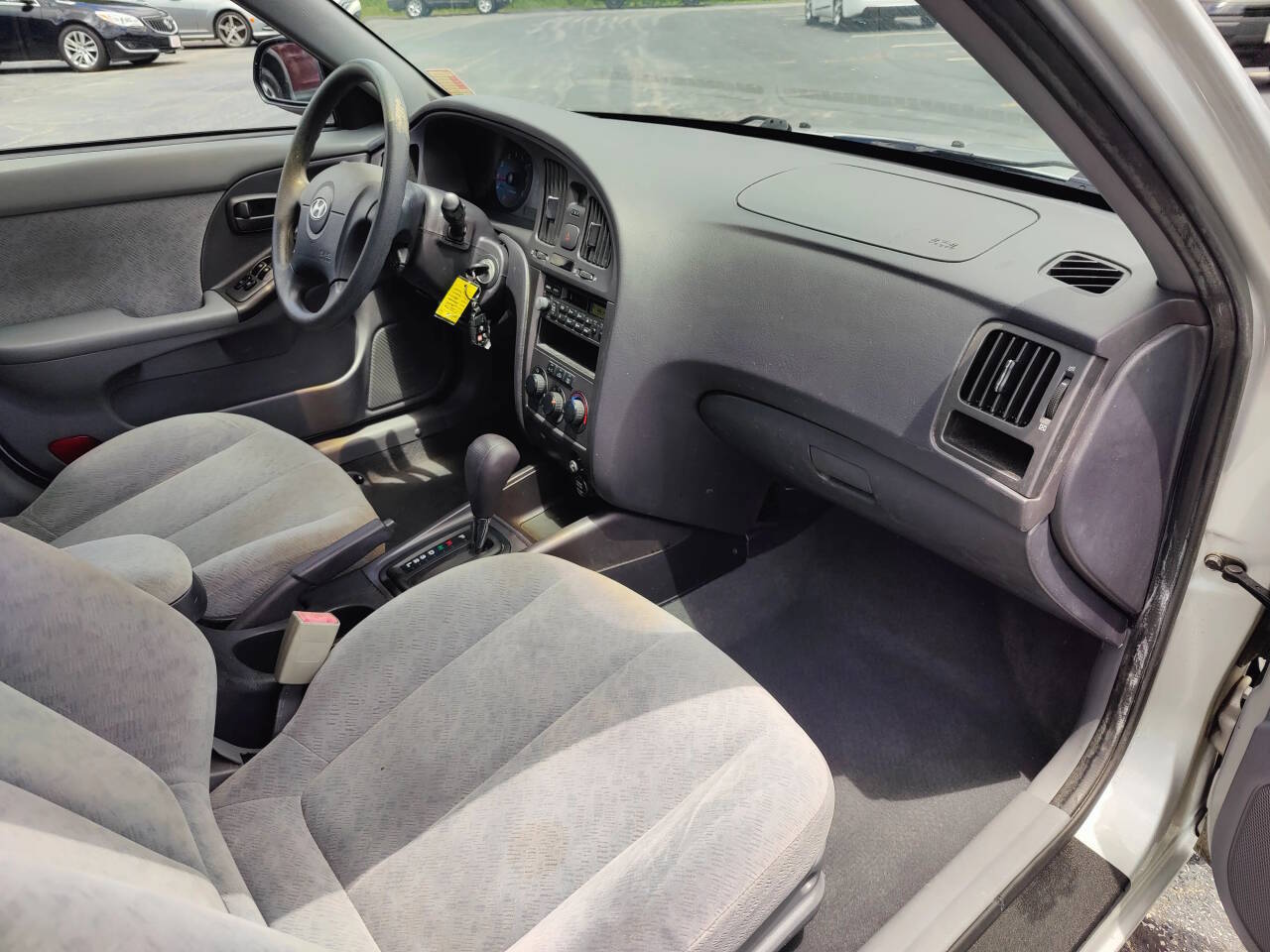 2004 Hyundai Elantra