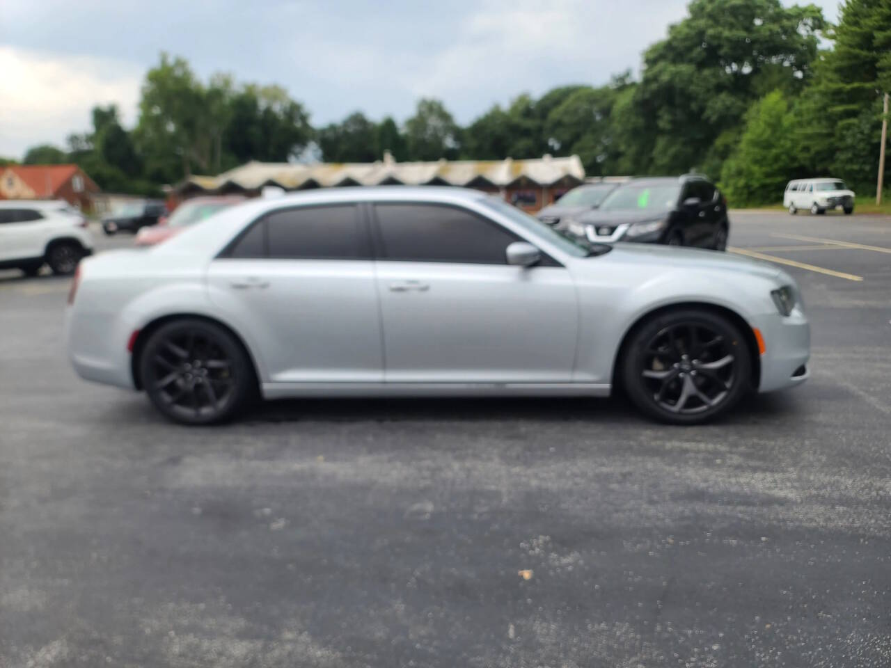 2021 Chrysler 300