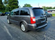 2015 Chrysler Town and Country