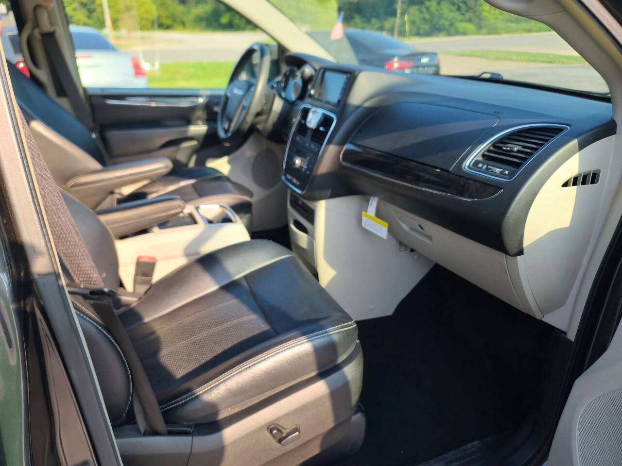 2015 Chrysler Town and Country
