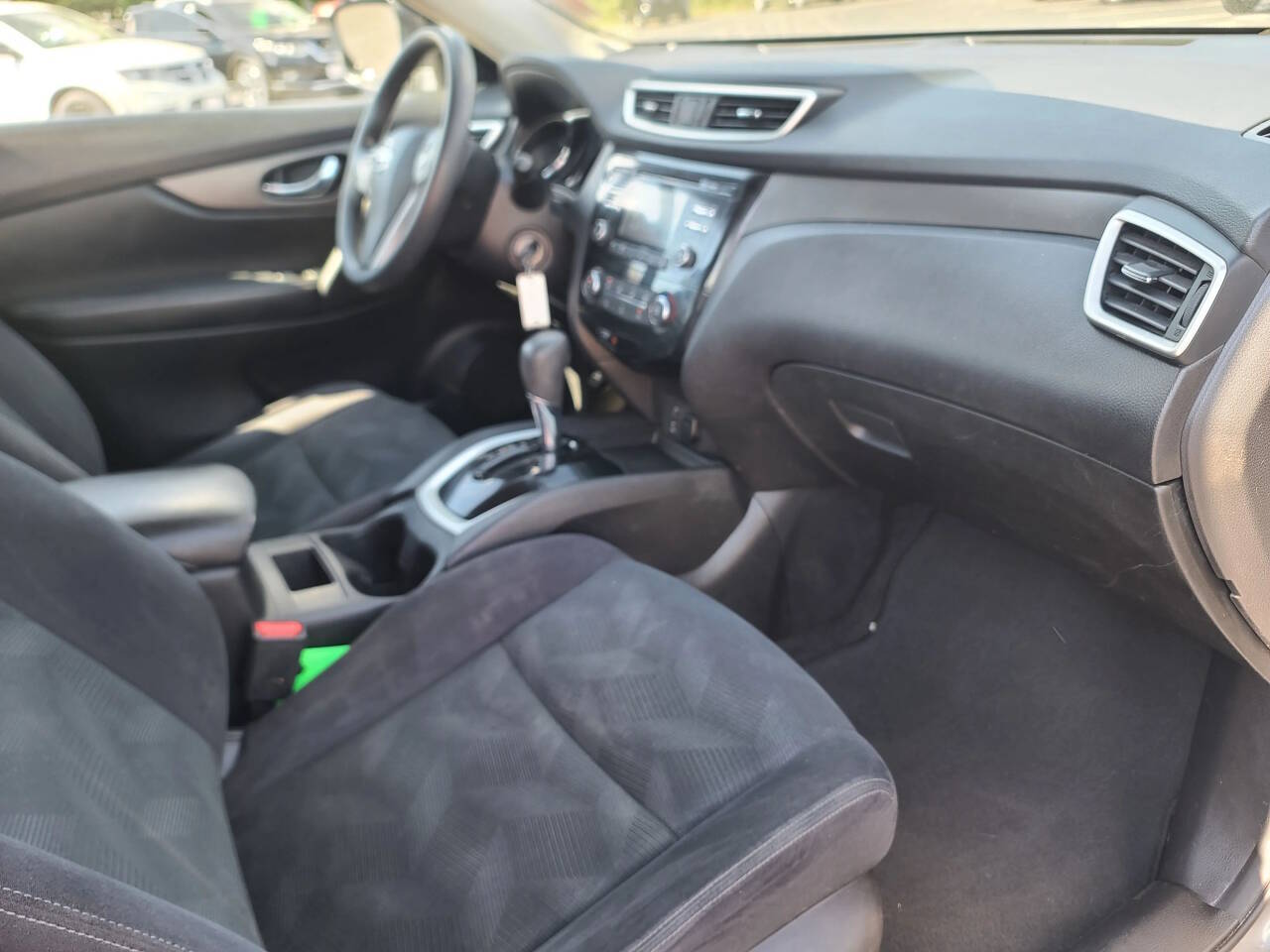 2016 Nissan Rogue