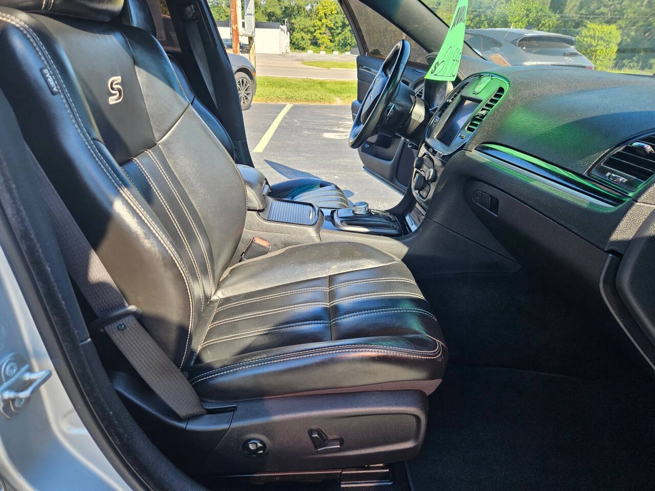 2021 Chrysler 300