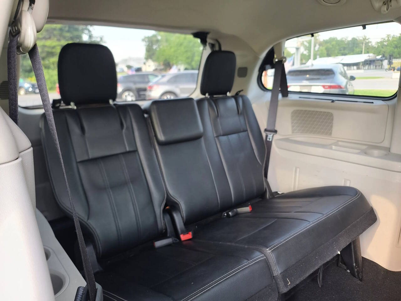 2015 Chrysler Town and Country