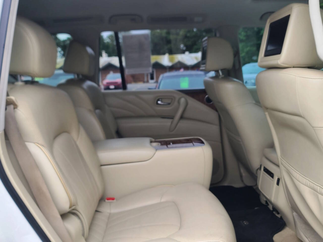 2015 Infiniti QX80