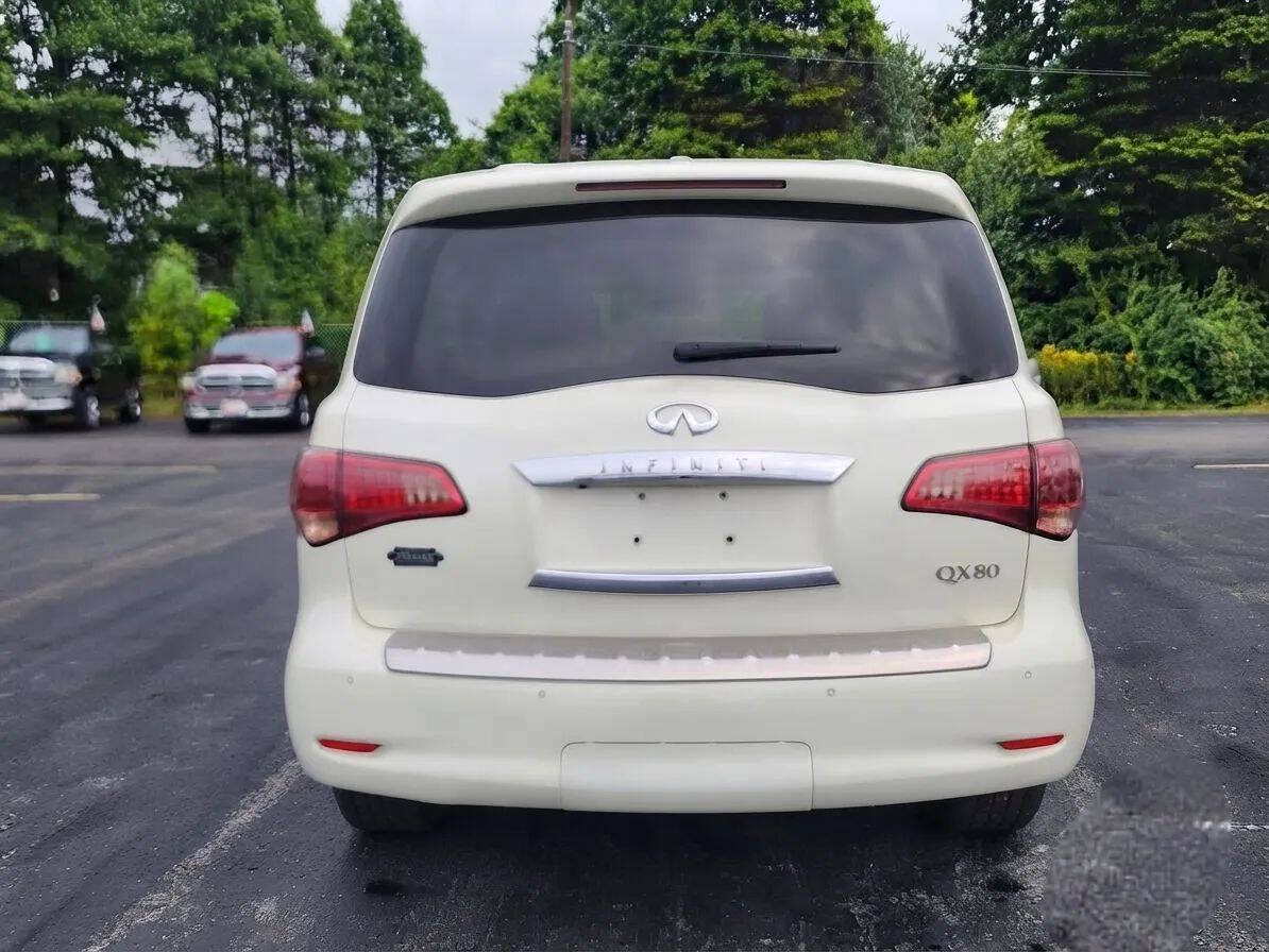 2015 Infiniti QX80