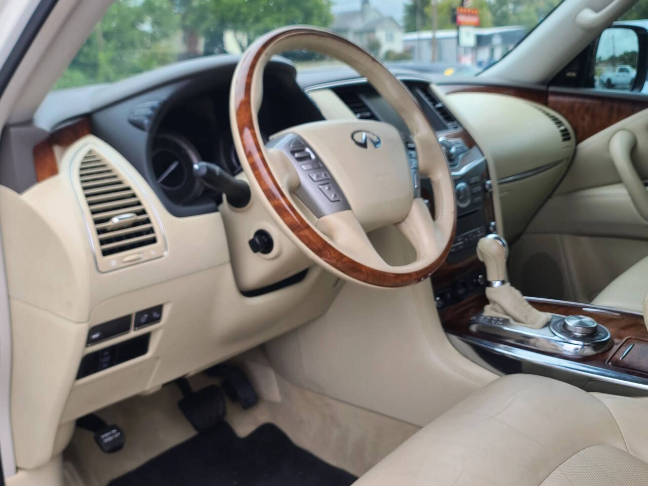 2015 Infiniti QX80