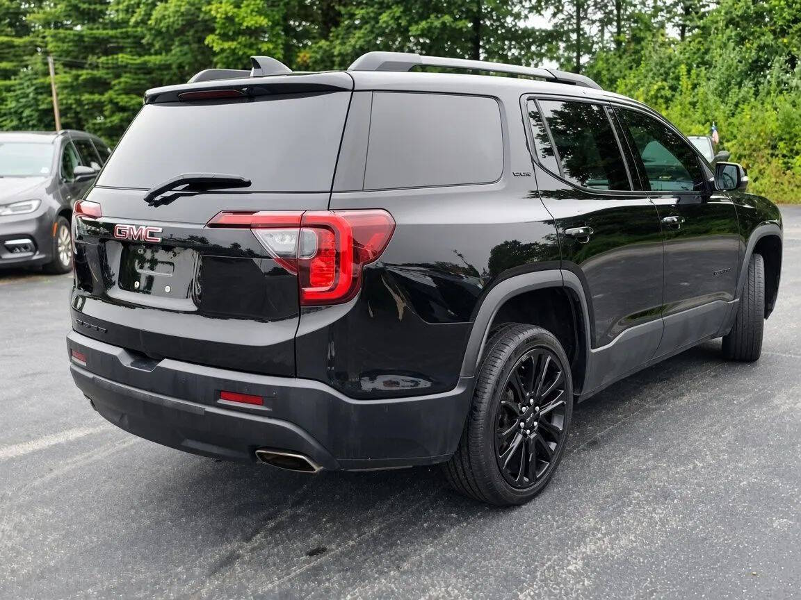 2022 GMC Acadia